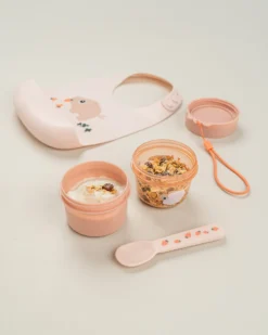 Bavaglio Impermeabile con Tasca - Tiny Farm - Cipria - 100% Silicone