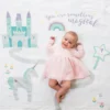 Kit Primo Anno Something Special - Copertina Swaddle in Mussola di Cotone + 14 Cards - Per i bebé più social!