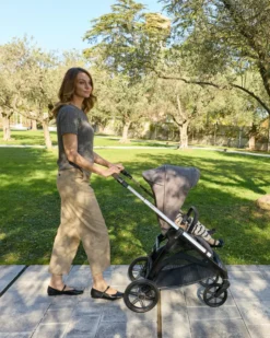Passeggino Aptica - Crystal Grey - Urban Travel System