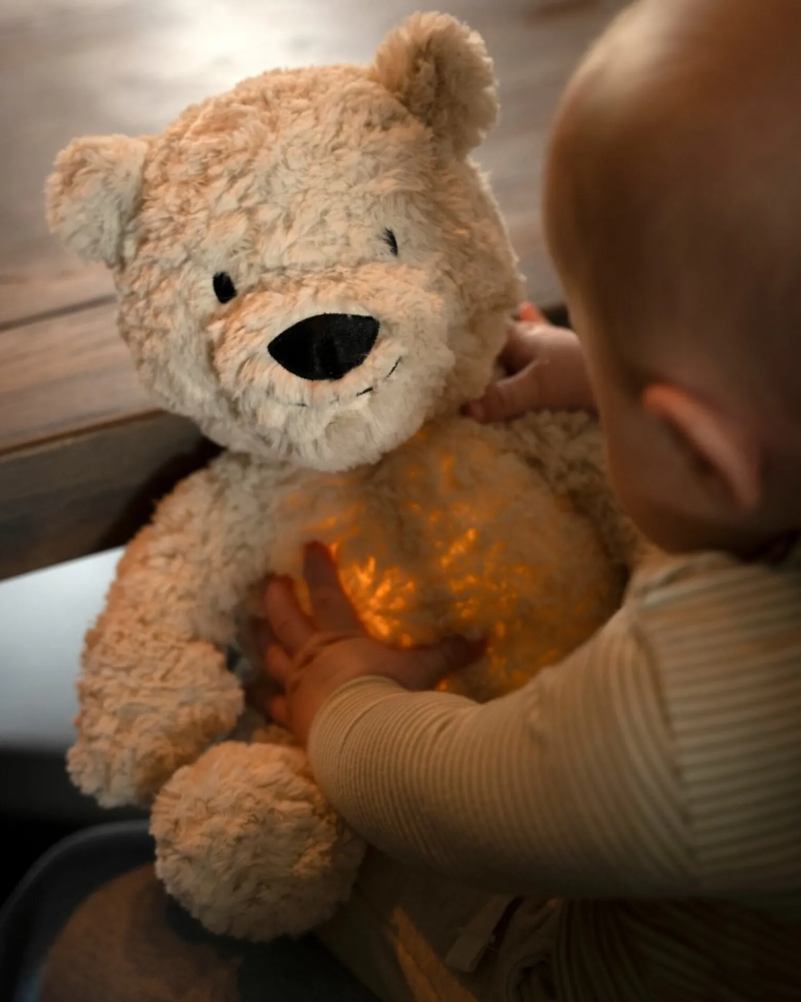 Peluche Orsetto Bo con Suoni Bianchi, Ninne Nanne e Luce Notturna - Taupe - con Rilevamento del Pianto - +0 mesi