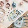Piatto Stick&Stay - Tiny Farm - Sabbia - 100% Silicone Alimentare - Perfetta Idea Regalo!