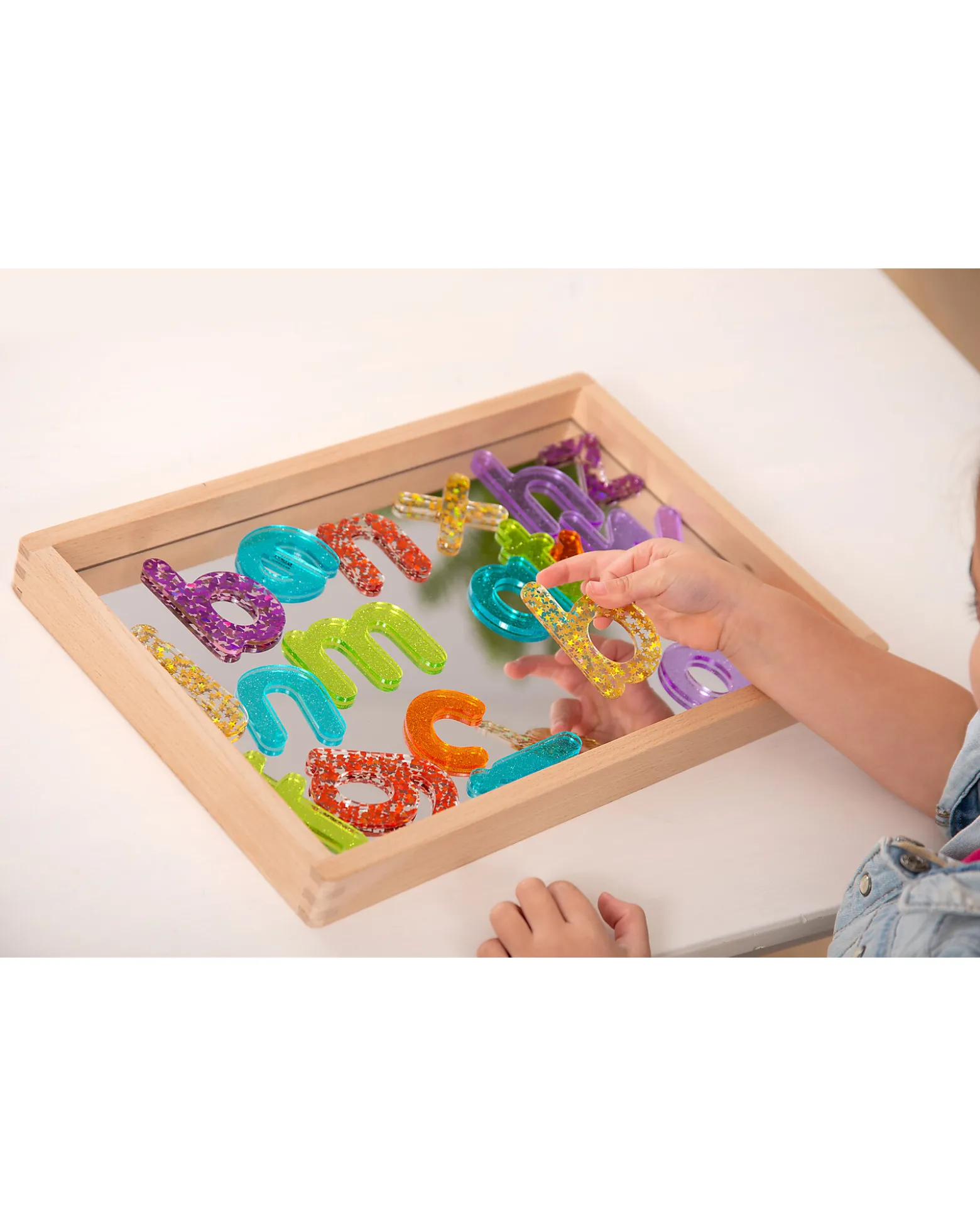Set 26 Lettere Glitterate per Lavagna Luminosa - Divertimento e Conoscenza Sensoriale