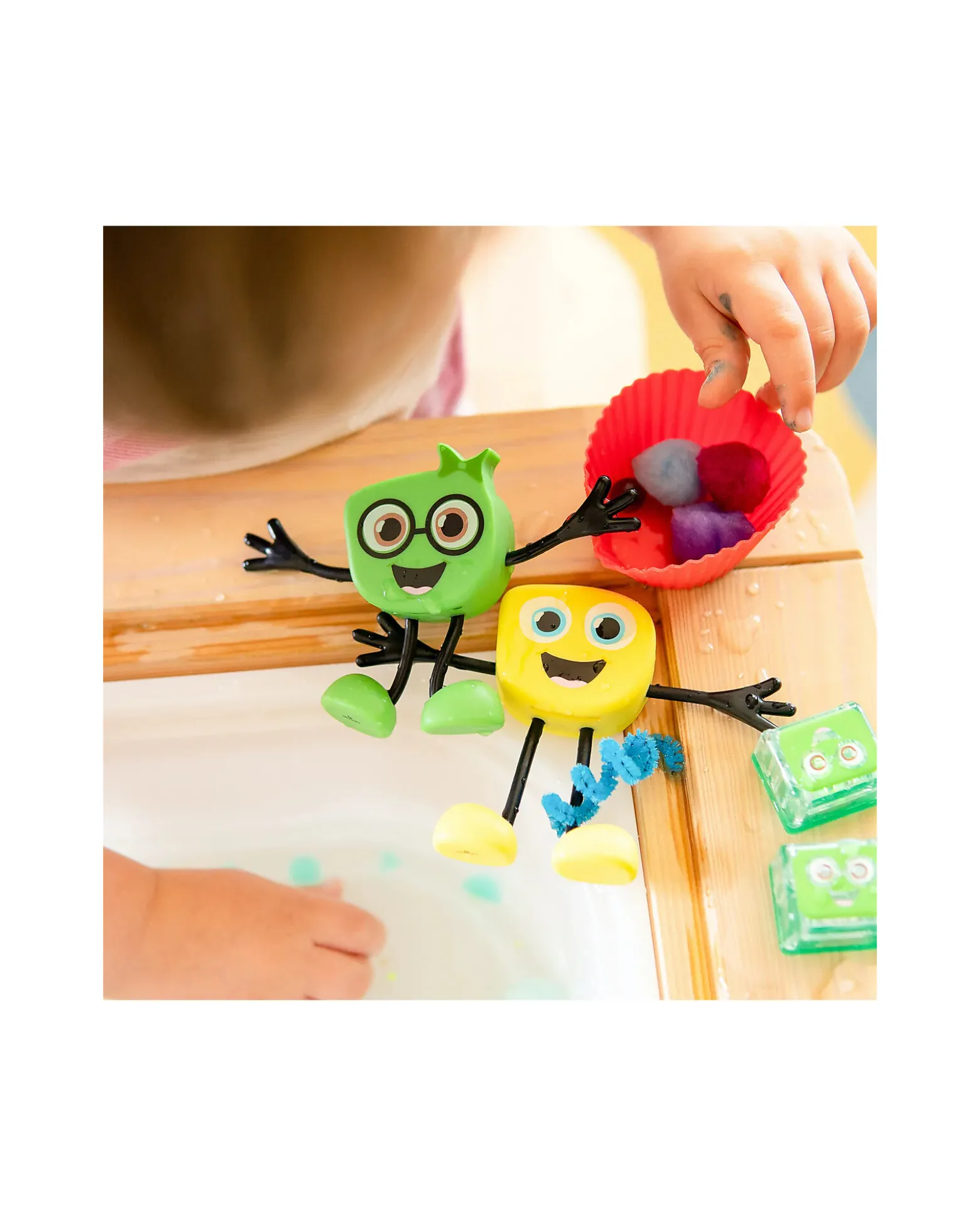 Set Personaggio Pippa - con 2 Cubi Inclusi - Verde - Adatto da 3 anni - 100% Plastica Riciclata