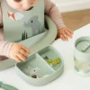 Stick&Stay Ciotola con Scomparti - Playground - Verde - 100% Silicone Alimentare