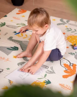 Tappeto Gioco Pieghevole Montessori 2 in 1 Reversibile e Morbido - Dino Friends - 180x150cm - dalla Nascita