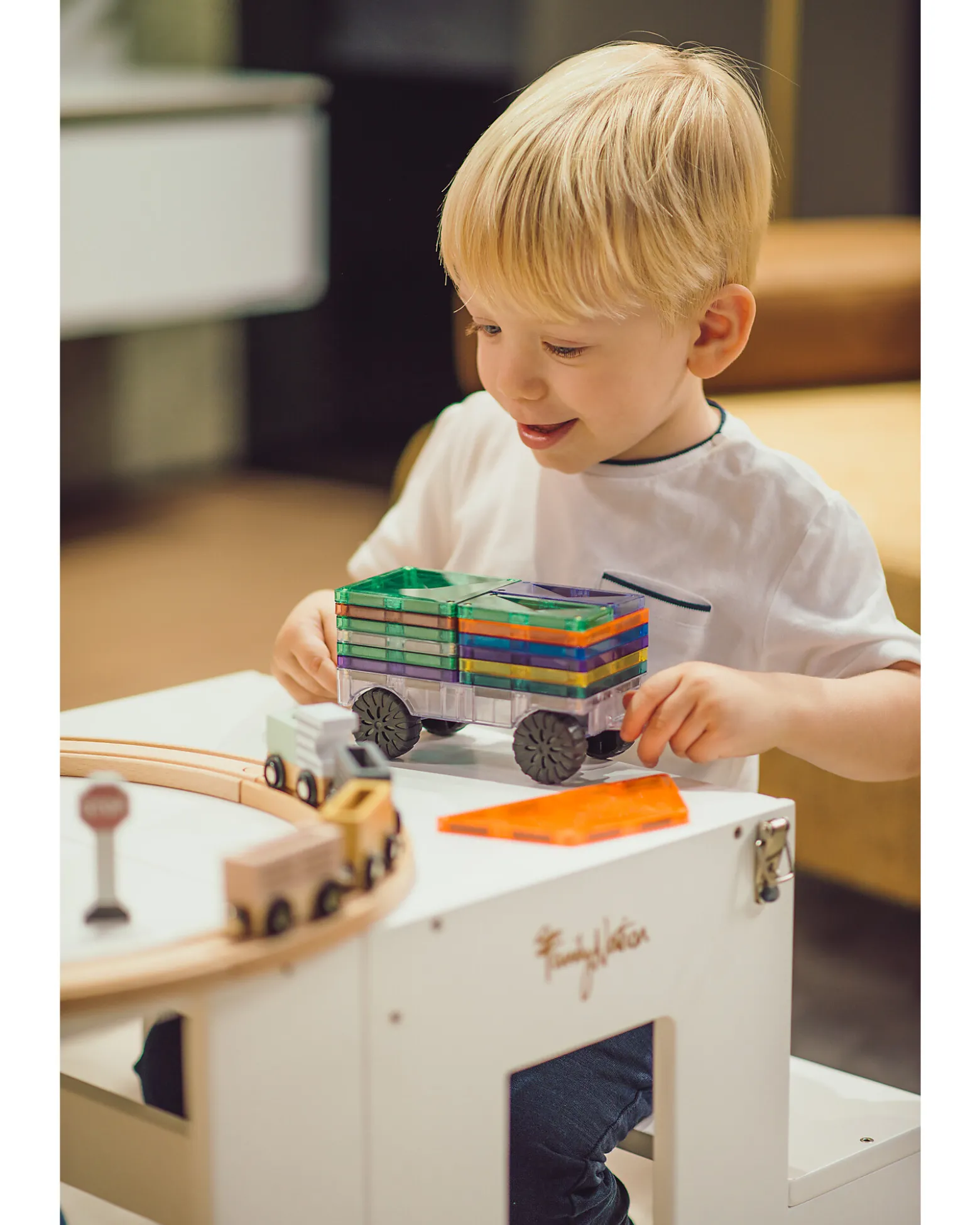 Torre Montessori 2 in 1 - Bianco - Convertibile in Tavolo+Sedia