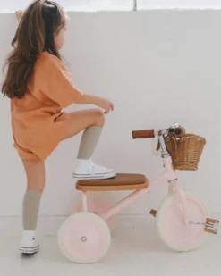 Triciclo Legno ed Ecopelle con Cestino - Rosa - Dai 3 anni
