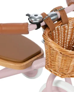 Triciclo Legno ed Ecopelle con Cestino - Rosa Antico - Dai 3 anni